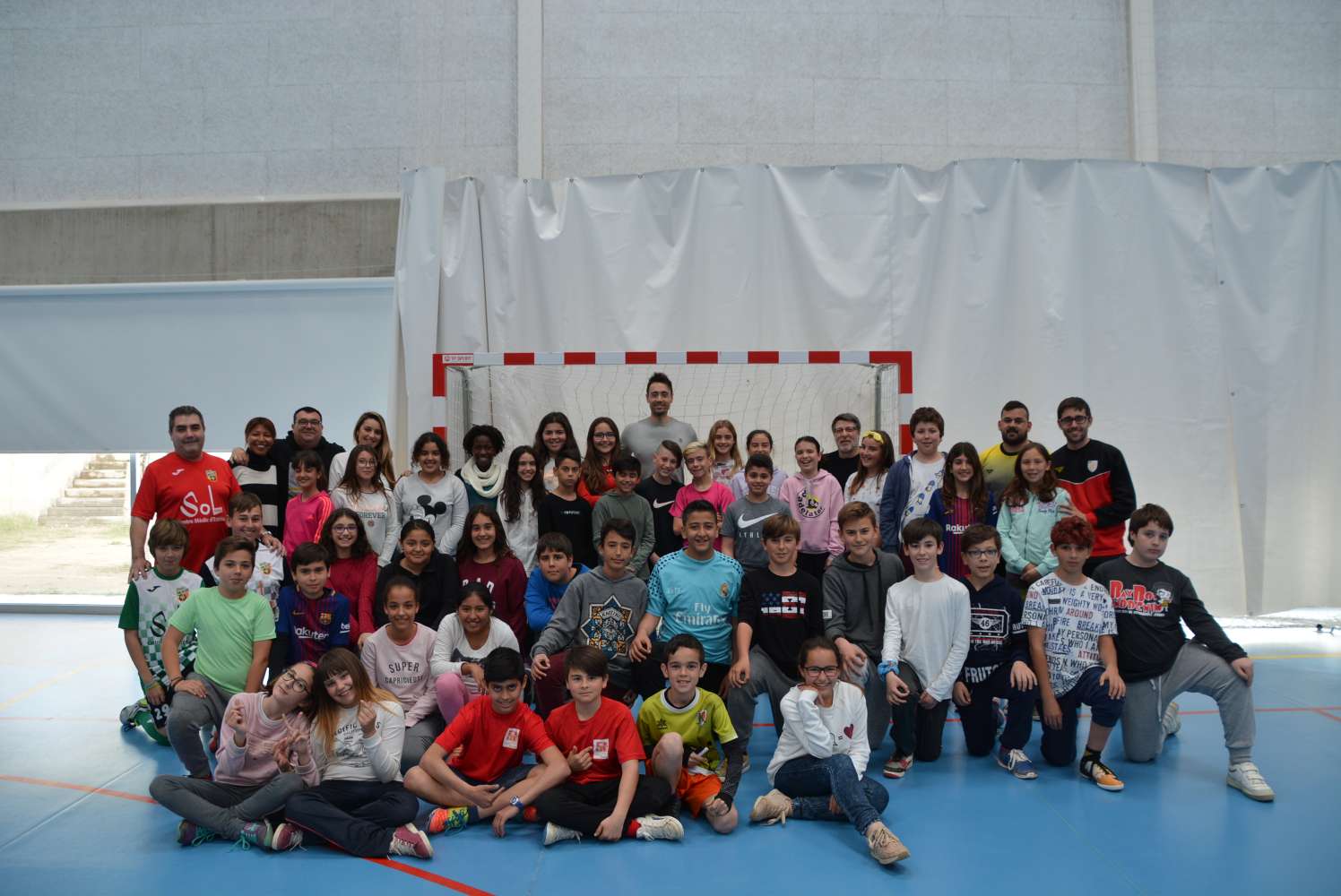 Alumnes de 6è de Primària de l'Escola Sant Bernat, d'Olesa de Montserrat