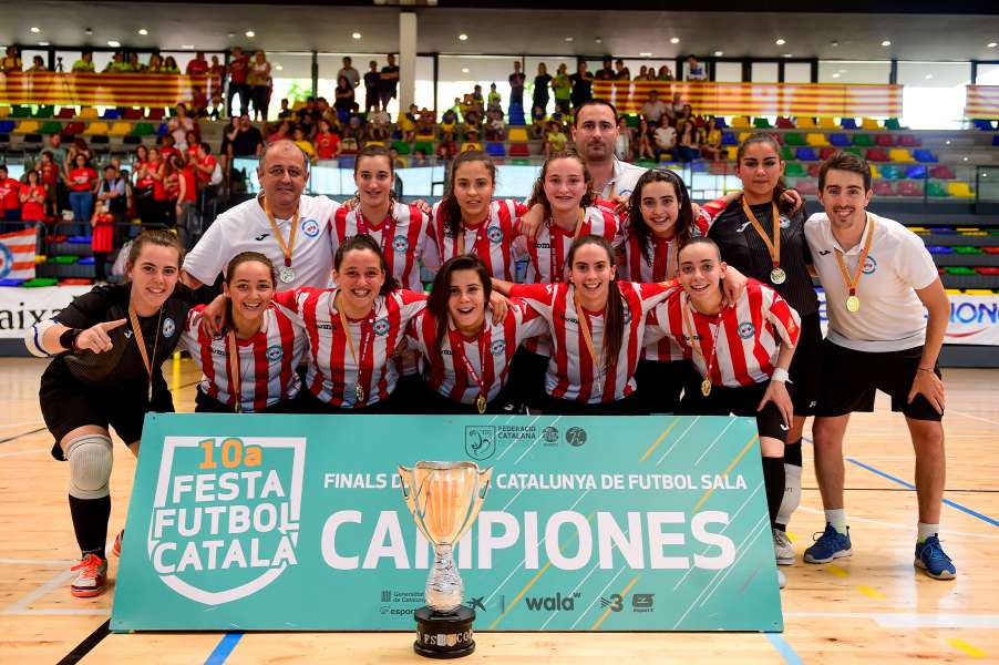 L'AE Penya Esplugues Juvenil femení, vigents campiones de la Copa Catalunya de Futbol Sala