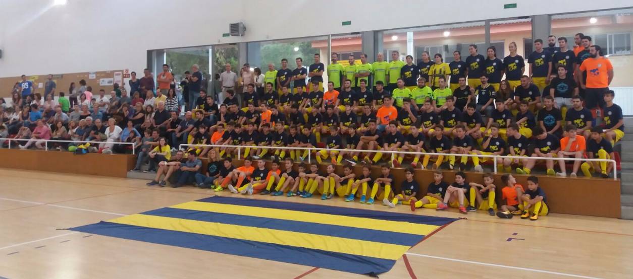 Presentació del CE Futsal Cervelló en el seu 20è aniversari
