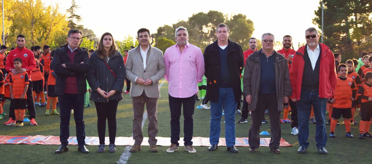 Presentats els equips del CF Montmeló