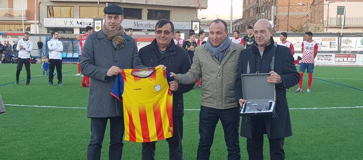 Presentats els equips base del CF Balaguer