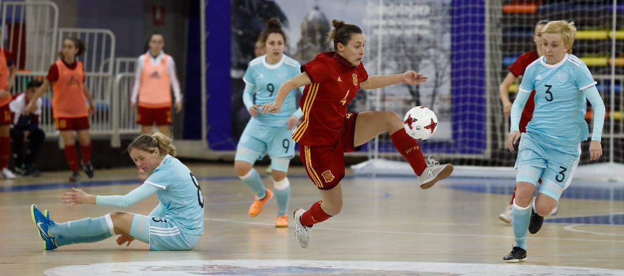 La catalana Berta Velasco guanya, amb la selecció espanyola, el trofeu IV Nacions