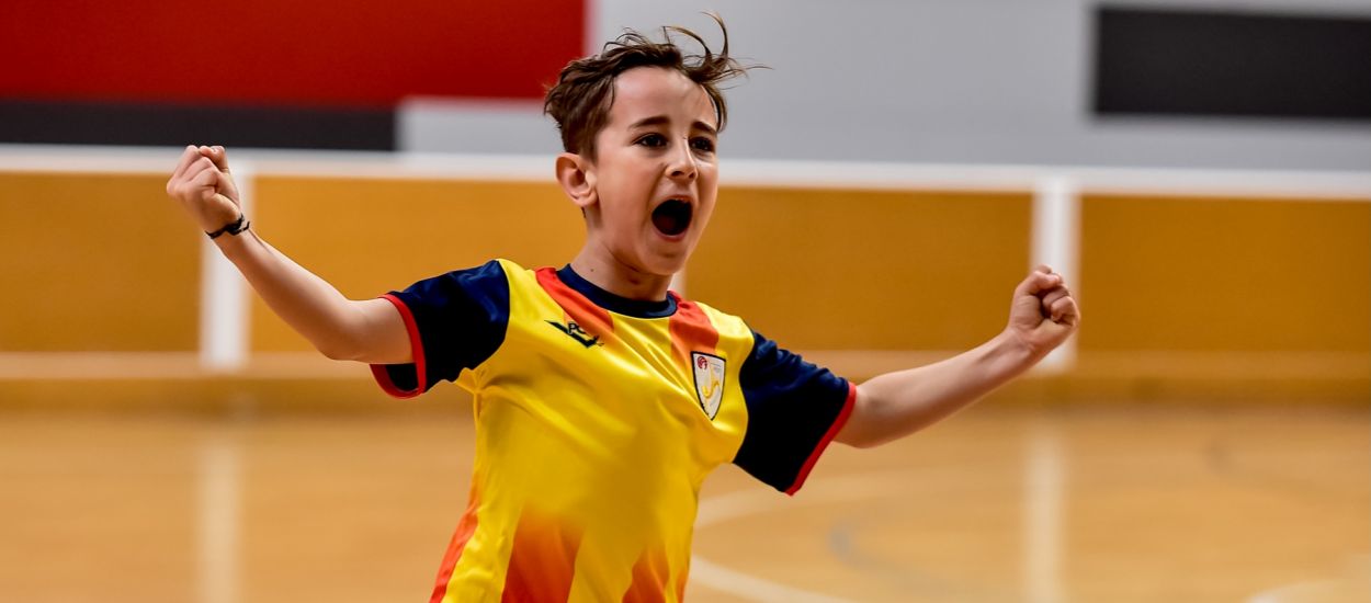 Catalunya empata a tres deixant bones sensacions