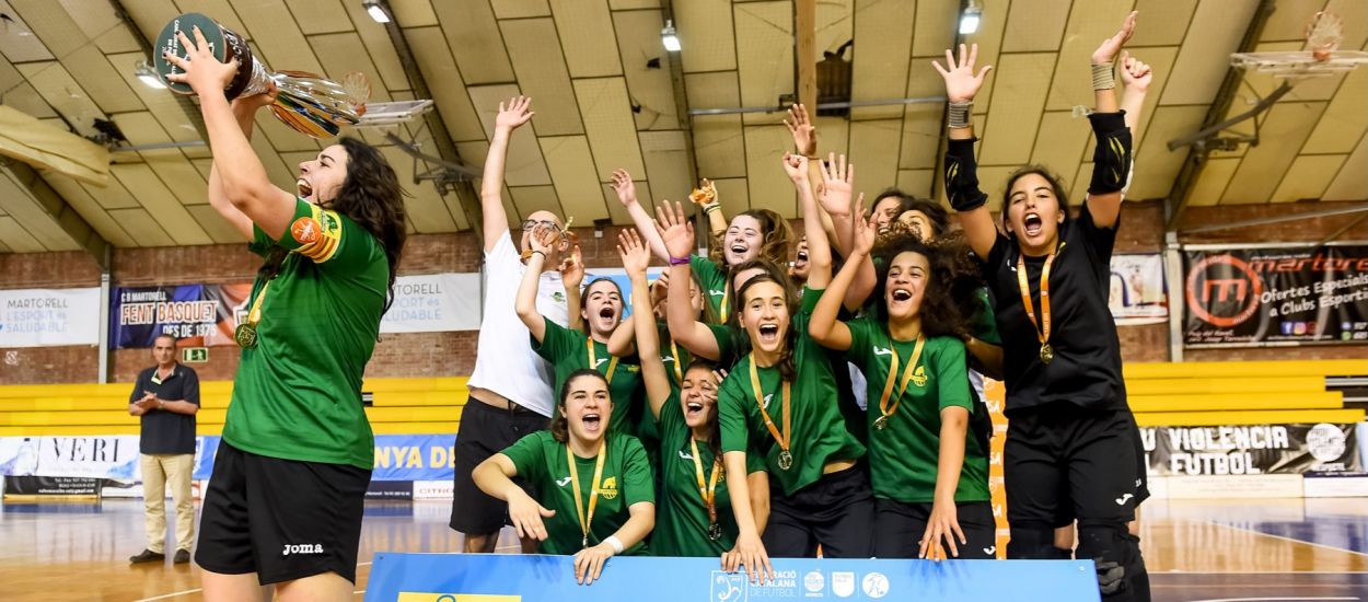 La Copa Catalunya Juvenil-Cadet femenina l’acaba aixecant l’AE Les Corts Ubae