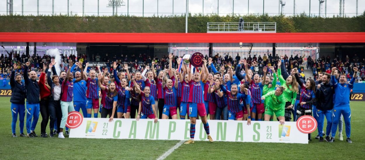 El FC Barcelona Femení conquereix la seva tercera lliga consecutiva
