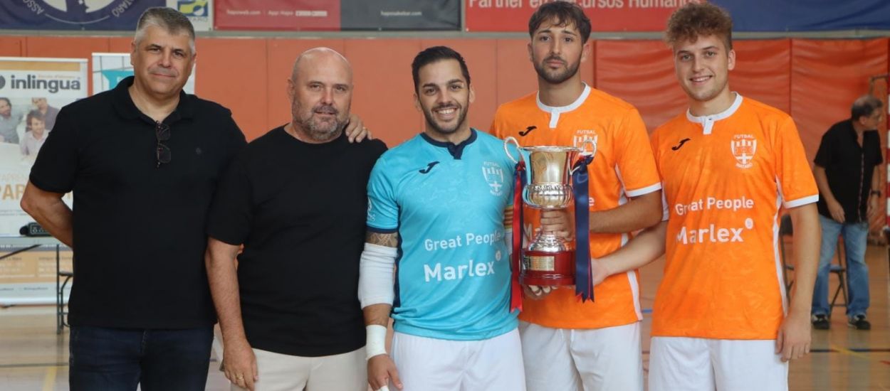 L’LCFS entrega la copa de campions de lliga als equips de nacional