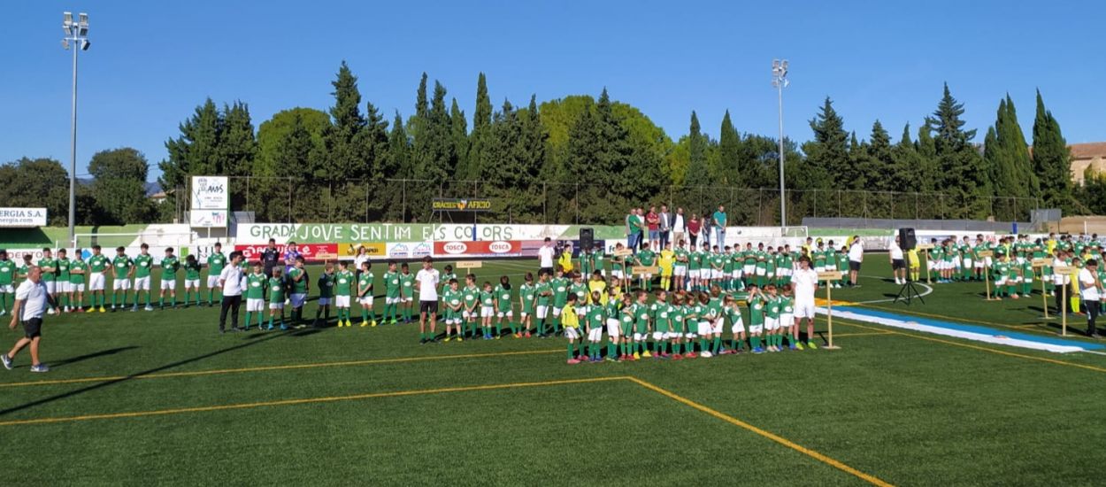 El CF Jesús Catalònia presenta els seus equips