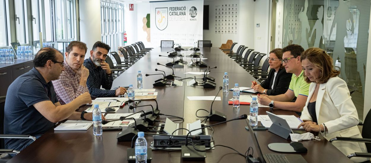 L’FCF i els Mossos d’Esquadra reforcen la col·laboració per erradicar els incidents als recintes esportius