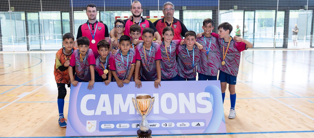 El Badalona Futsal Iris guanya la Copa Catalunya Benjamí de futbol sala