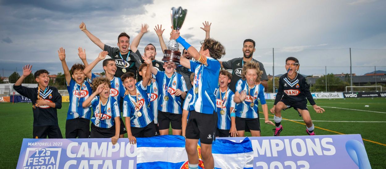 El RCD Espanyol revalida el títol de campió de Catalunya en categoria Aleví masculí