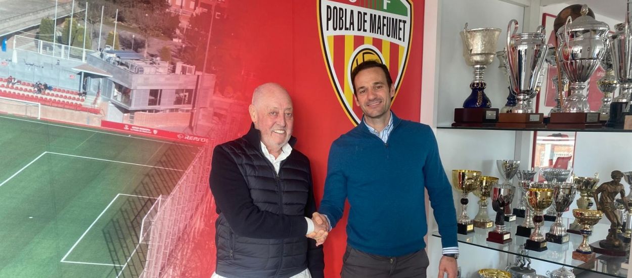 Joan Soteras assisteix al CF Pobla de Mafumet – Reus Futbol Club Reddis