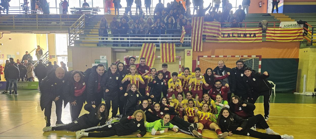 Festa de Catalunya amb la classificació de Catalunya sub 14 femenina a la final