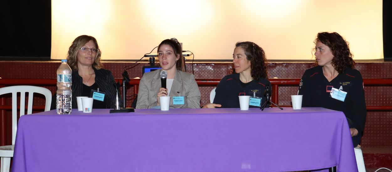 Participació del col·lectiu arbitral femení en diverses xerrades amb motiu del 8-M