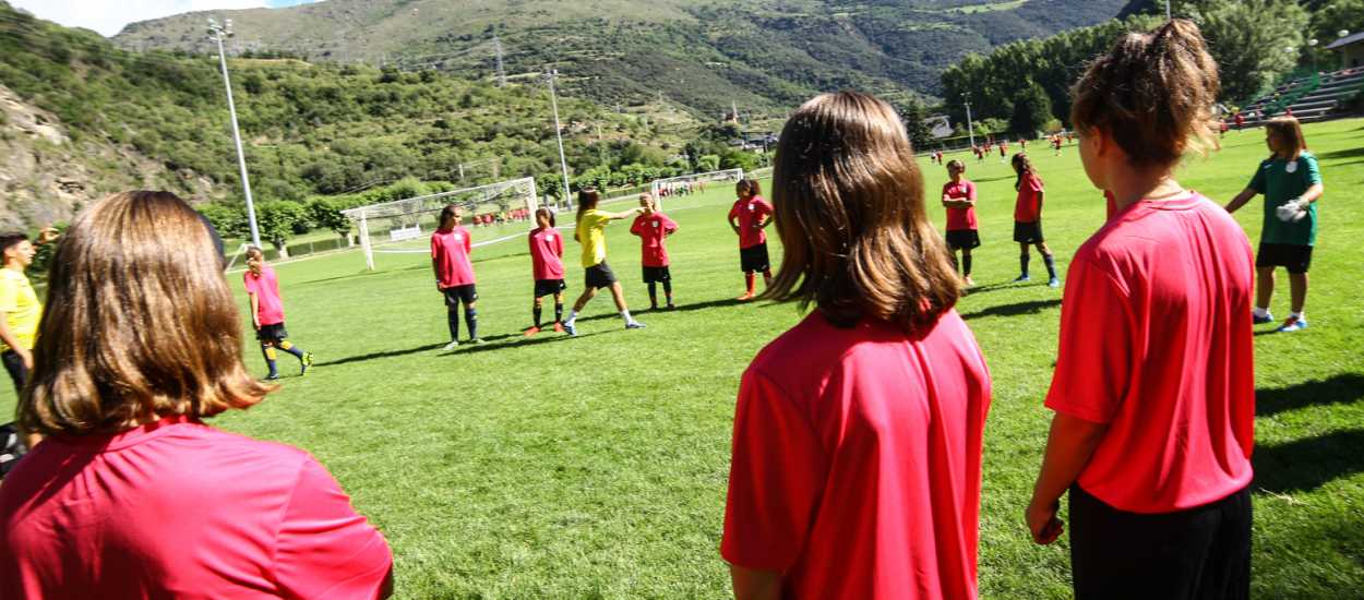 Últimes places pel Campus de Futbol Femení