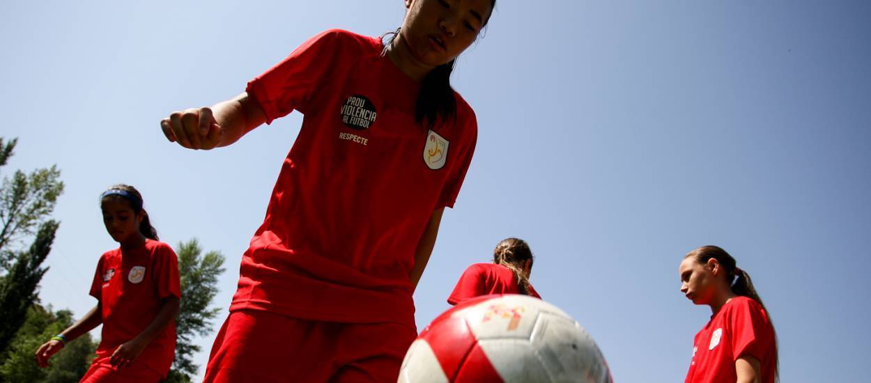 Més de 80 nenes al III Campus de Futbol Femení de Rialp