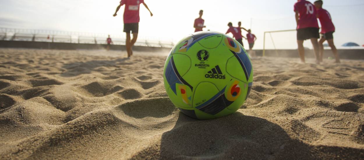 El futbol platja masculí se cita a Vilanova i la Geltrú