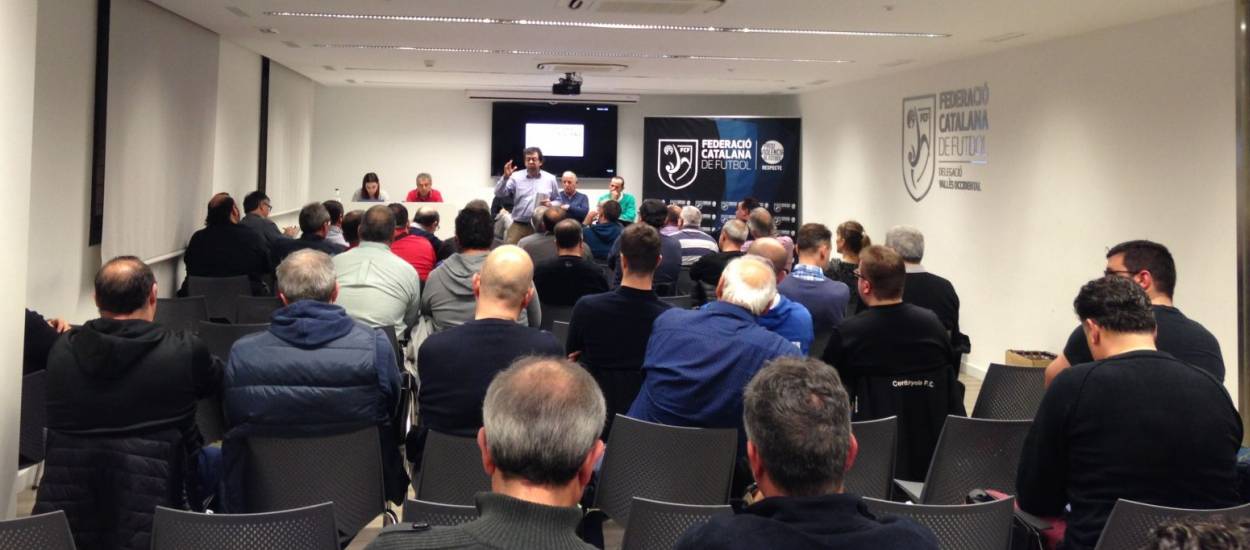 La delegació del Vallès Occidental celebra la reunió amb els clubs de Sabadell
