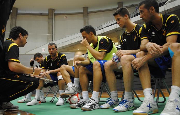 Preparació per la disputa del Futsal Kobe Festa al Japó