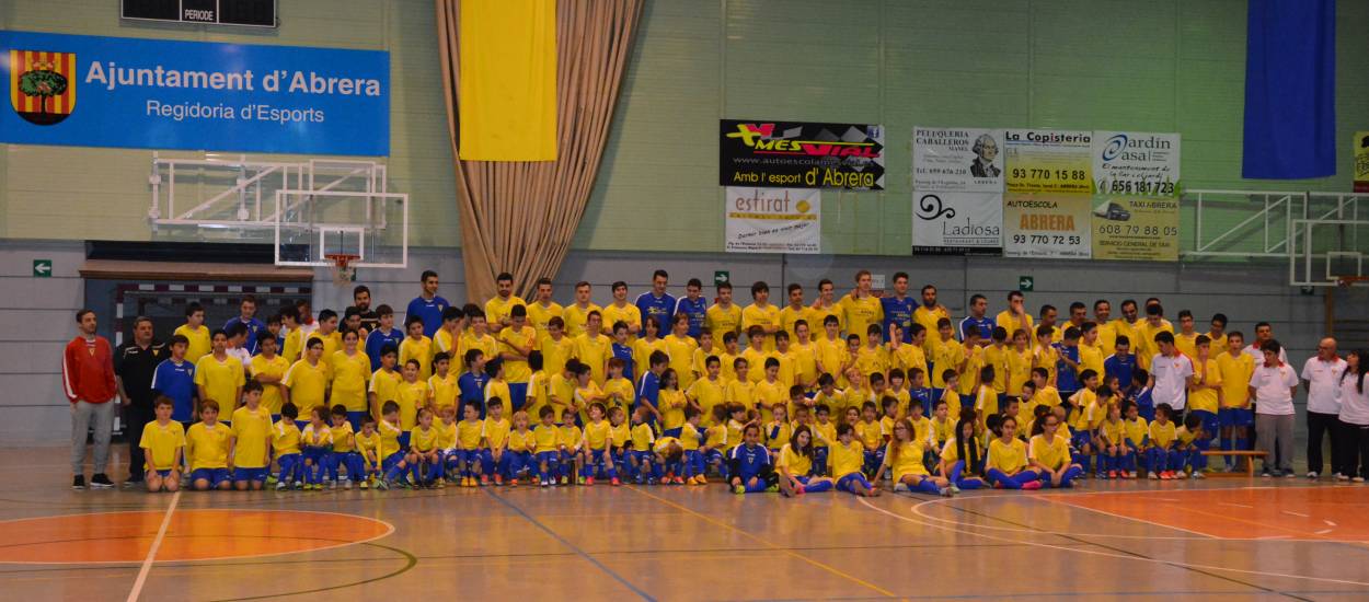 El CE Abrera presenta als seus equips i els seus deu anys fent futbol sala
